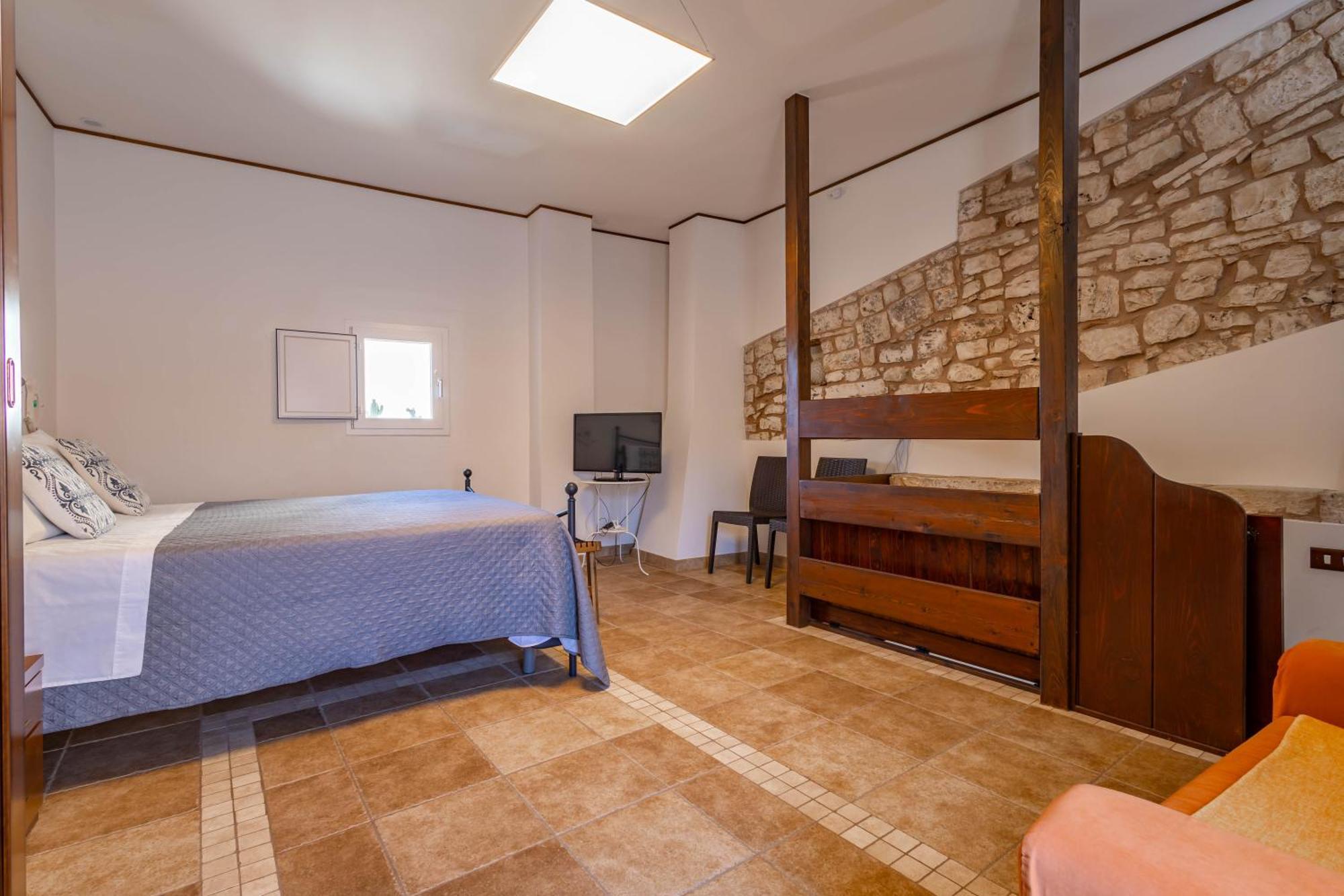 Antiche Mura Apartments "Nel Cuore Della Puglia"Bivani, Cucina, Terrazzo Turi Exteriér fotografie